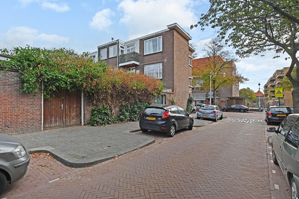 Medium property photo - Loosdrechtsestraat 22, 2574 PM Den Haag